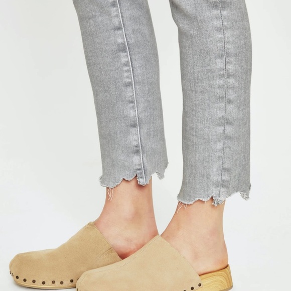 AG Mari Crop Vapor Wash - Picture 7 of 15